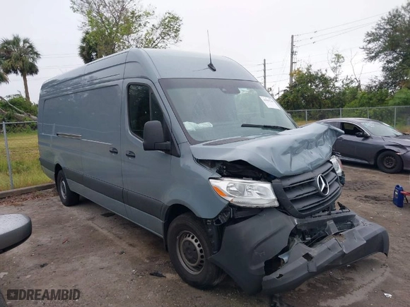 2024 Mercedes-Benz Sprinter Cargo Van with VIN W1Y4NDHY4RT175198, listed as a IAAI auction lot 40985766 with 1 mi miles. Bid and sale history available at carsss.com. Image 13.