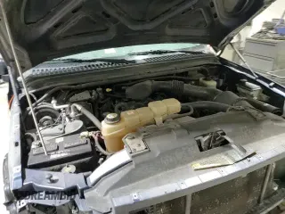 2003 Ford F-250 с VIN 3FTNF21L93MB37979, выставлен на аукционе Copart как лот 85316254 с пробегом 182 866 миль миль и Списание • Salvage title. История ставок и продаж доступна на DreamBid. Изображение 13.
