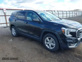 2022 GMC Terrain SLE with VIN 3GKALTEV6NL167656, listed as a IAAI auction lot 41995840 with 180,113 mi miles. Bid and sale history available at carsss.com. Image 1.