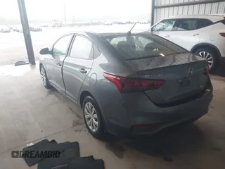2020 Hyundai Accent SE z VIN 3KPC24A69LE107139, wystawiony jako IAAI lot #42256857 z przebiegiem 107 940 mil mil oraz . Historia ofert i sprzedaży dostępna na DreamBid. Obrazek 3.