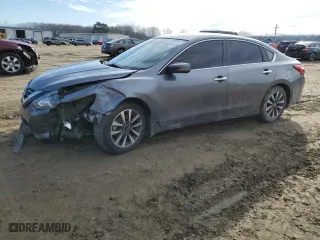 2017 Nissan Altima 2.5 SV with VIN 1N4AL3AP7HC470440, listed as a Copart auction lot 88785115 with 192,090 mi miles and Salvage Title. Bid and sale history available at carsss.com. Image 1.
