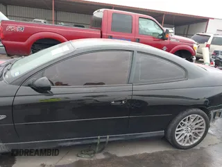 2004 Pontiac GTO z VIN 6G2VX12G84L183838, wystawiony jako IAAI lot #41946144 z przebiegiem 134 718 mil mil oraz . Historia ofert i sprzedaży dostępna na DreamBid. Obrazek 14.