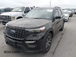 2023 Ford Explorer ST-Line z VIN 1FMSK7KH4PGA88739, wystawiony jako IAAI lot #42032609 z przebiegiem 41 818 mil mil oraz . Historia ofert i sprzedaży dostępna na DreamBid. Obrazek 2.