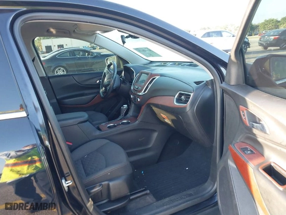 2020 Chevrolet Equinox LT with VIN 2GNAXJEV5L6241310, listed as a IAAI auction lot 41608339 with 47,696 mi miles. Bid and sale history available at carsss.com. Image 5.