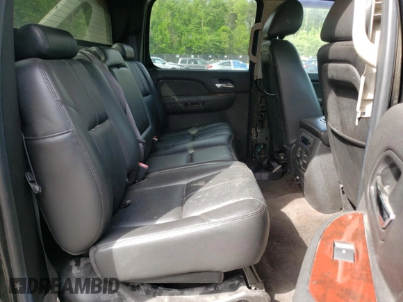 2008 Chevrolet Avalanche LTZ with VIN 3GNFK12368G177717, listed as a Copart auction lot 55958455 with 158,033 mi miles and Salvage Title. Bid and sale history available at DreamBid. Image 10.