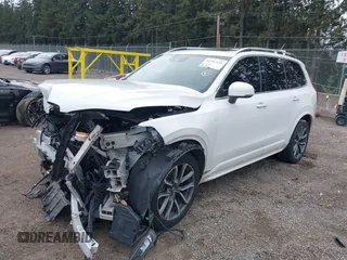 2019 Volvo XC90 Momentum z VIN YV4102PK2K1514188, wystawiony jako IAAI lot #41767251 z przebiegiem 83 089 mil mil oraz . Historia ofert i sprzedaży dostępna na DreamBid. Obrazek 17.