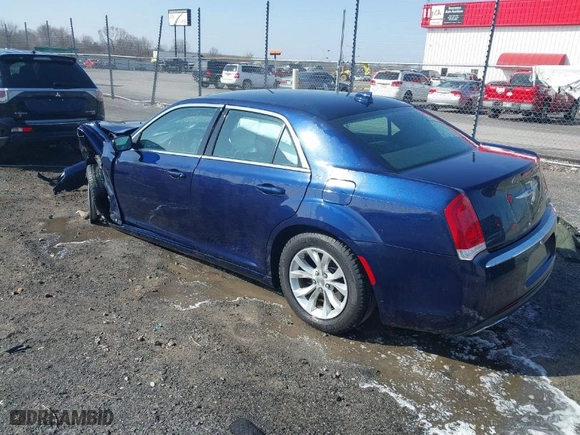 2015 Chrysler 300 Limited with VIN 2C3CCAAGXFH786999, listed as a IAAI auction lot 41802122 with 165,601 mi miles. Bid and sale history available at carsss.com. Image 3.