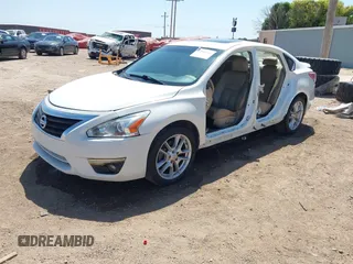 2013 Nissan Altima SL z VIN 1N4BL3AP3DC237539, wystawiony jako IAAI lot #42541516 z przebiegiem 149 053 mil mil oraz . Historia ofert i sprzedaży dostępna na DreamBid. Obrazek 2.