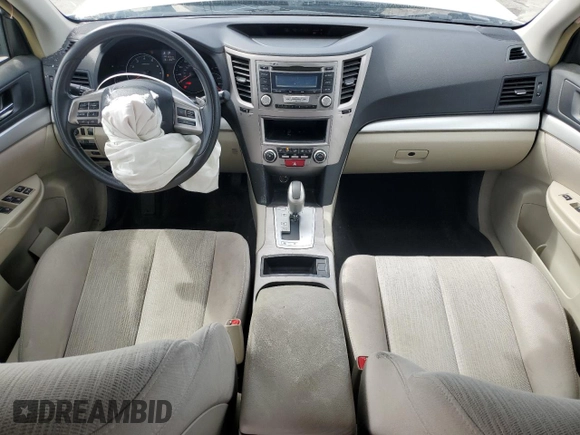 2013 Subaru Legacy 2.5i z VIN 4S3BMCA62D3040389, wystawiony jako Copart lot #50062795 z przebiegiem 181 180 mil mil oraz Szkoda całkowita • Salvage title. Historia ofert i sprzedaży dostępna na DreamBid. Obrazek 8.