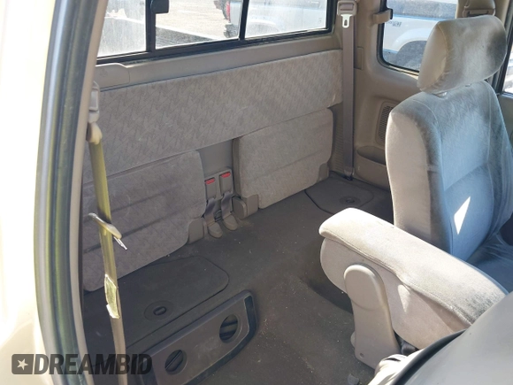 2002 Toyota Tacoma z VIN 5TEVL52NX2Z143074, wystawiony jako IAAI lot #42379132 z przebiegiem 288 039 mil mil oraz . Historia ofert i sprzedaży dostępna na DreamBid. Obrazek 8.