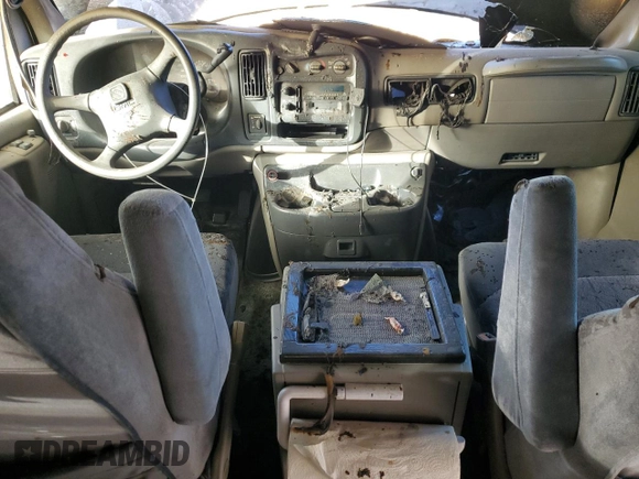 2000 GMC Savana Cargo Van RV Conversion with VIN 1GDFG15M7Y1234659, listed as a Copart auction lot 82159374 with 0 mi miles and Salvage Title. Bid and sale history available at carsss.com. Image 8.