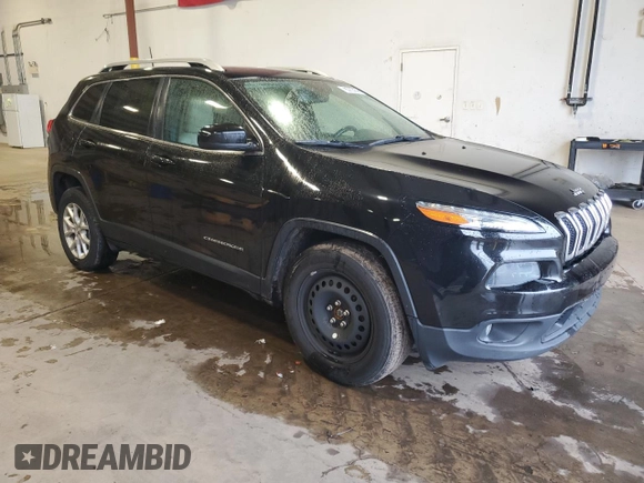 2017 Jeep Cherokee Latitude with VIN 1C4PJMCS8HW621155, listed as a Copart auction lot 57664565 with 155,191 mi miles and Clean title. Bid and sale history available at DreamBid. Image 4.