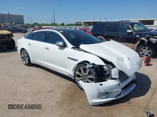 2012 Jaguar XJ XJL z VIN SAJWA2GB3CLV38500, wystawiony jako IAAI lot #41990409 z przebiegiem 73 793 mil mil oraz . Historia ofert i sprzedaży dostępna na DreamBid. Obrazek 1.