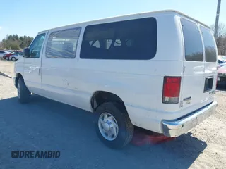 2014 Ford Econoline Passenger XL with VIN 1FBNE3BL1EDA97942, listed as a IAAI auction lot 40899589 with 60,703 mi miles. Bid and sale history available at carsss.com. Image 3.