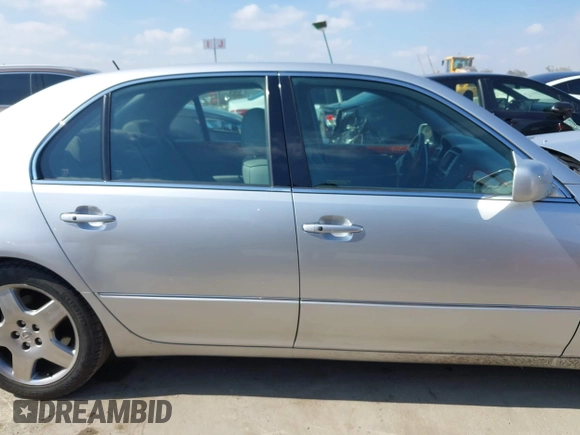2006 Lexus LS 430 with VIN JTHBN36F265031512, listed as a IAAI auction lot 41537536 with 69,172 mi miles. Bid and sale history available at carsss.com. Image 13.