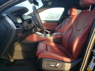 2022 BMW X6 xDrive40i with VIN 5UXCY6C01N9K62454, listed as a Copart auction lot 85250084 with 40,264 mi miles and Salvage Title. Bid and sale history available at carsss.com. Image 7.