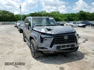 2024 Lexus GX 550 Premium z VIN JTJTBCDX1R5027690, wystawiony jako Copart lot #55492475 z przebiegiem 6 124 mil mil oraz Szkoda całkowita • Salvage title. Historia ofert i sprzedaży dostępna na DreamBid. Obrazek 15.