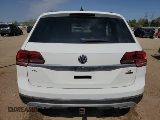 2018 Volkswagen Atlas SEL Premium z VIN 1V2NR2CAXJC539249, wystawiony jako Copart lot #55992035 z przebiegiem 132 814 mil mil oraz Szkoda całkowita • Salvage title. Historia ofert i sprzedaży dostępna na DreamBid. Obrazek 6.