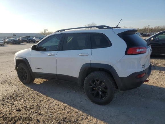 2015 Jeep Cherokee Trailhawk with VIN 1C4PJMBS9FW591615, listed as a Copart auction lot 50994095 with 163,793 mi miles and Salvage Title. Bid and sale history available at carsss.com. Image 2.