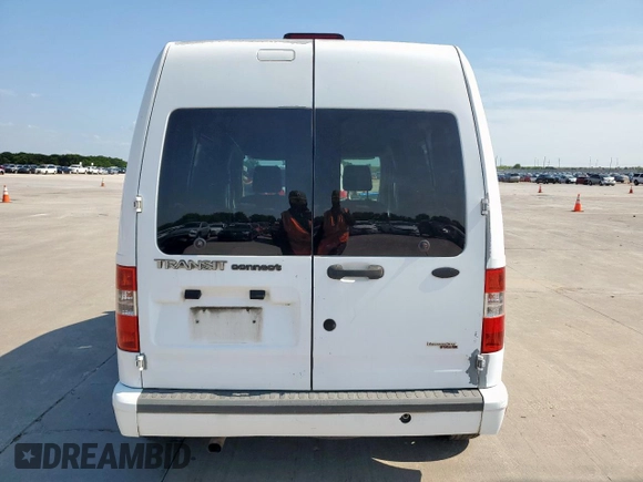 2010 Ford Transit Connect XLT z VIN NM0LS7DN7AT002184, wystawiony jako Copart lot #58227265 z przebiegiem 331 392 mil mil oraz Czysty tytuł • Clean title. Historia ofert i sprzedaży dostępna na DreamBid. Obrazek 6.