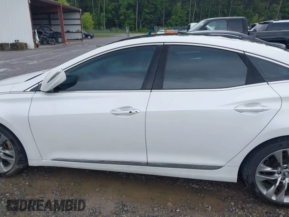 2016 Hyundai Azera Limited with VIN KMHFH4JG6GA507801, listed as a IAAI auction lot 42292585 with 156,460 mi miles and . Bid and sale history available at DreamBid. Image 15.
