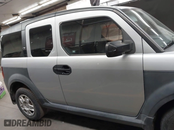 2007 Honda Element LX with VIN 5J6YH18337L010458, listed as a IAAI auction lot 42067828 with 251,061 mi miles and . Bid and sale history available at DreamBid. Image 13.