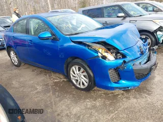 2012 Mazda Mazda3 i Touring with VIN JM1BL1V85C1537224, listed as a IAAI auction lot 41588360 with 186,814 mi miles. Bid and sale history available at carsss.com. Image 1.