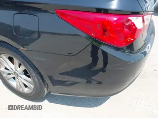 2013 Hyundai Sonata GLS z VIN 5NPEB4AC9DH531707, wystawiony jako IAAI lot #42483354 z przebiegiem 226 978 mil mil oraz . Historia ofert i sprzedaży dostępna na DreamBid. Obrazek 6.