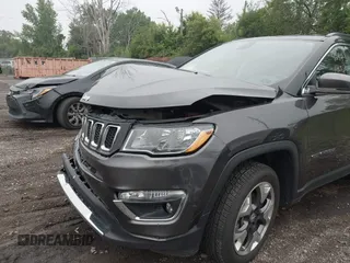 2020 Jeep Compass Limited z VIN 3C4NJDCB1LT131792, wystawiony jako IAAI lot #42443165 z przebiegiem 69 459 mil mil oraz . Historia ofert i sprzedaży dostępna na DreamBid. Obrazek 6.