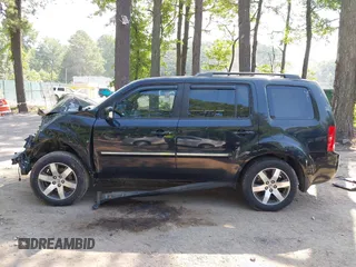 2013 Honda Pilot Touring with VIN 5FNYF3H96DB011470, listed as a IAAI auction lot 42535022 with 201,380 mi miles and . Bid and sale history available at DreamBid. Image 15.