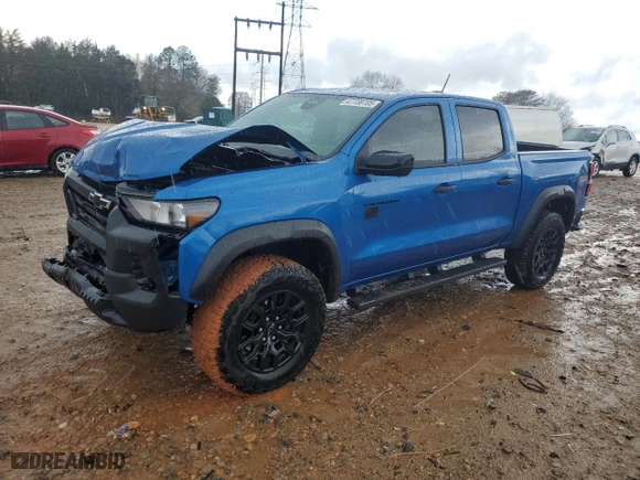 2024 Chevrolet Colorado 4WD Trail Boss with VIN 1GCPTEEK9R1242936, listed as a Copart auction lot 47738705 with 5,940 mi miles and Salvage Title. Bid and sale history available at carsss.com. Image 1.