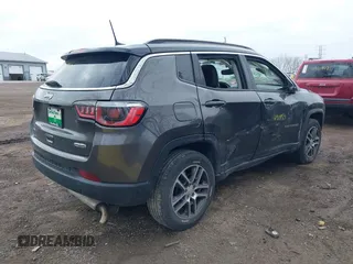 2018 Jeep Compass Altitude with VIN 3C4NJDBB3JT161844, listed as a IAAI auction lot 41935924 with 80,342 mi miles and . Bid and sale history available at DreamBid. Image 4.
