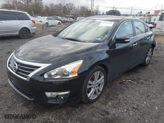 2013 Nissan Altima 3.5 SL with VIN 1N4BL3AP1DC118307, listed as a IAAI auction lot 41235680 with 131,079 mi miles. Bid and sale history available at carsss.com. Image 17.