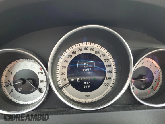 2013 Mercedes-Benz C 250 Sport с VIN WDDGF4HB7DA741925, выставлен на аукционе Copart как лот 51016215 с пробегом 104 059 миль миль и Списание • Salvage title. История ставок и продаж доступна на DreamBid. Изображение 9.