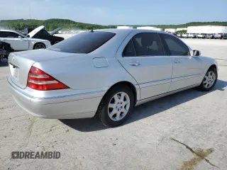 2000 Mercedes-Benz S 320/430/500 z VIN WDBNG75J4YA134526, wystawiony jako Copart lot #57258995 z przebiegiem 99 131 mil mil oraz Szkoda całkowita • Salvage title. Historia ofert i sprzedaży dostępna na DreamBid. Obrazek 3.