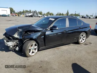 2015 BMW 3 Series 328i z VIN WBA3C1C58FK119555, wystawiony jako Copart lot #72554664 z przebiegiem 155 931 mil mil oraz Szkoda całkowita • Salvage title. Historia ofert i sprzedaży dostępna na DreamBid. Obrazek 1.
