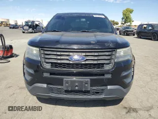 2017 Ford Police Interceptor Utility with VIN 1FM5K8AR5HGA24319, listed as a Copart auction lot 62778735 with 148,311 mi miles and Salvage title. Bid and sale history available at DreamBid. Image 5.