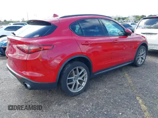 2018 Alfa Romeo Stelvio Sport z VIN ZASFAKPN0J7B61761, wystawiony jako IAAI lot #41144776 z przebiegiem 34 314 mil mil oraz . Historia ofert i sprzedaży dostępna na DreamBid. Obrazek 4.