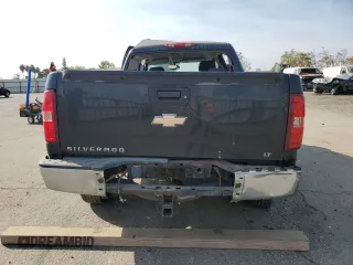 2008 Chevrolet Silverado 1500 1LT with VIN 2GCEC13J881157539, listed as a Copart auction lot 79116054 with 228,228 mi miles and Salvage Title. Bid and sale history available at DreamBid. Image 6.