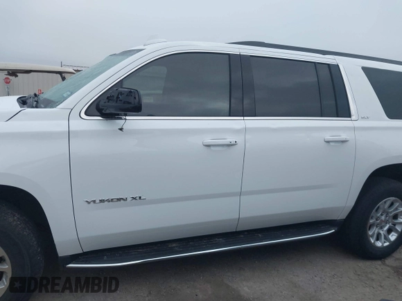 2019 GMC Yukon XL SLT z VIN 1GKS1GKC8KR395425, wystawiony jako IAAI lot #41910104 z przebiegiem 105 760 mil mil oraz . Historia ofert i sprzedaży dostępna na DreamBid. Obrazek 13.