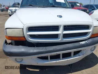 2001 Dodge Dakota с VIN 1B7GL22X91S188051, выставлен на аукционе IAAI как лот 40048902 с пробегом 304 305 миль миль и . История ставок и продаж доступна на DreamBid. Изображение 6.