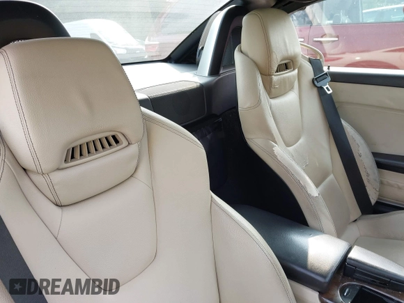 2015 Mercedes-Benz SLK 250 z VIN WDDPK4HA2FF100514, wystawiony jako IAAI lot #42414167 z przebiegiem 120 615 mil mil oraz . Historia ofert i sprzedaży dostępna na DreamBid. Obrazek 8.