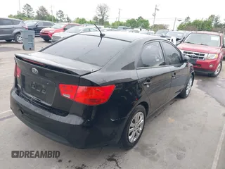 2012 Kia Forte LX with VIN KNAFT4A22C5589131, listed as a IAAI auction lot 41942152 with 257,548 mi miles. Bid and sale history available at carsss.com. Image 4.