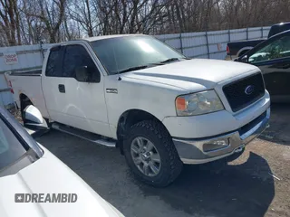 2005 Ford F-150 XLT with VIN 1FTPX14565FA16133, listed as a IAAI auction lot 41782812 with 191,448 mi miles. Bid and sale history available at carsss.com. Image 1.