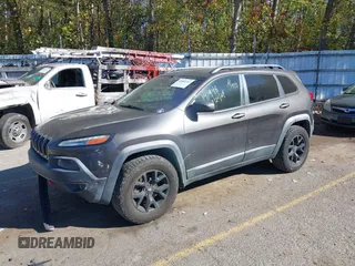 2014 Jeep Cherokee Trailhawk with VIN 1C4PJMBB0EW237741, listed as a IAAI auction lot 40505251 with 139,883 mi miles and . Bid and sale history available at DreamBid. Image 17.