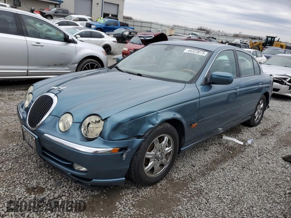 2000 Jaguar S-Type V6 z VIN SAJDA01C1YFL38878, wystawiony jako Copart lot #44323075 z przebiegiem 231 855 mil mil oraz Szkoda całkowita • Salvage title. Historia ofert i sprzedaży dostępna na DreamBid. Obrazek 1.