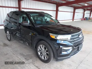 2023 Ford Explorer XLT z VIN 1FMSK8DH9PGA55447, wystawiony jako IAAI lot #41799205 z przebiegiem 22 767 mil mil oraz . Historia ofert i sprzedaży dostępna na DreamBid. Obrazek 1.