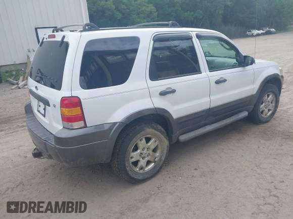 2006 Ford Escape XLT with VIN 1FMCU93186KD02820, listed as a IAAI auction lot 42434306 with 204,152 mi miles and . Bid and sale history available at DreamBid. Image 4.