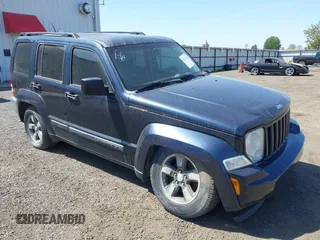 2008 Jeep Liberty Sport with VIN 1J8GN28KX8W286197, listed as a IAAI auction lot 36071505 with 172,751 mi miles. Bid and sale history available at carsss.com. Image 1.