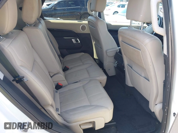 2017 Land Rover Discovery SE z VIN SALRGBBV3HA045164, wystawiony jako IAAI lot #41805125 z przebiegiem 54 773 mil mil oraz . Historia ofert i sprzedaży dostępna na DreamBid. Obrazek 8.
